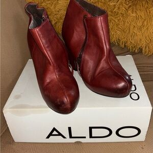 Aldo Women's Burgundy Ankle Booties